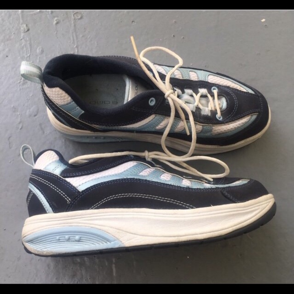 SOLD! Y2k Platform Sneakers